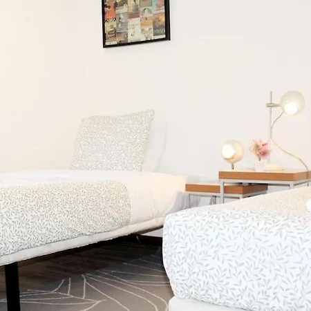 Lovling And Friendly With Terrace Apartment Porto Exterior photo