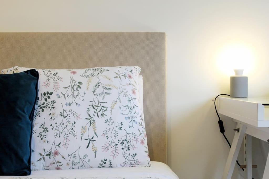 Lovling And Friendly With Terrace Apartamento